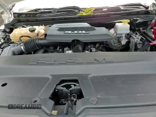 2022 Ram 1500 Rebel z VIN 1C6SRFLM7NN131895, wystawiony jako Copart lot #60100635 z przebiegiem 51 211 mil mil oraz Szkoda całkowita • Salvage title. Historia ofert i sprzedaży dostępna na DreamBid. Obrazek 13.