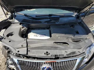 2010 Lexus RX 450h z VIN JTJBC1BA3A2006003, wystawiony jako Copart lot #64174005 z przebiegiem 201 286 mil mil oraz Szkoda całkowita • Salvage title. Historia ofert i sprzedaży dostępna na DreamBid. Obrazek 12.