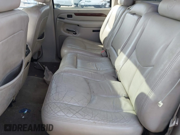 2004 Cadillac Escalade EXT z VIN 3GYEK62N94G191201, wystawiony jako IAAI lot #41747841 z przebiegiem 229 057 mil mil oraz . Historia ofert i sprzedaży dostępna na DreamBid. Obrazek 8.