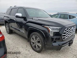 2024 Toyota Sequoia SR5 with VIN 7SVAAABA2RX035310, listed as a Copart auction lot 87412524 with 9,104 mi miles and Salvage Title. Bid and sale history available at carsss.com. Image 4.