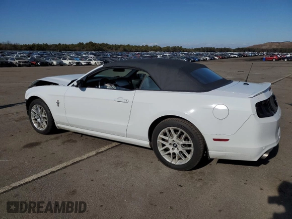 2014 Ford Mustang V6 z VIN 1ZVBP8EMXE5218467, wystawiony jako Copart lot #43163375 z przebiegiem 47 820 mil mil oraz Nie do naprawy • Non repairable. Historia ofert i sprzedaży dostępna na DreamBid. Obrazek 2.