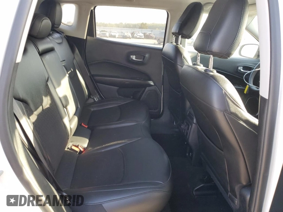 2021 Jeep Compass Latitude с VIN 3C4NJDBB9MT584206, выставлен на аукционе Copart как лот 53272225 с пробегом 95 937 миль миль и Списание • Salvage title. История ставок и продаж доступна на DreamBid. Изображение 11.