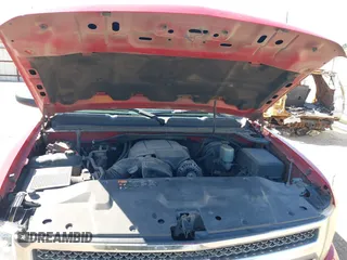 2011 Chevrolet Silverado 1500 LT with VIN 3GCPCSE02BG351470, listed as a IAAI auction lot 41899663 with 293,511 mi miles and . Bid and sale history available at DreamBid. Image 10.