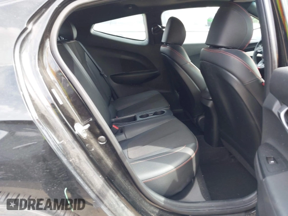 2019 Hyundai Veloster 2.0 with VIN KMHTG6AF6KU007430, listed as a IAAI auction lot 41923885 with 55,238 mi miles. Bid and sale history available at carsss.com. Image 8.