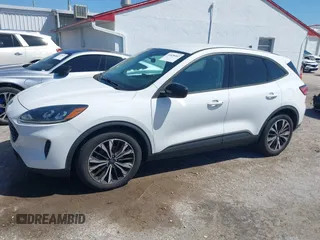 2021 Ford Escape SE with VIN 1FMCU0G62MUB33512, listed as a IAAI auction lot 41828402 with 110,205 mi miles and . Bid and sale history available at carsss.com. Image 14.