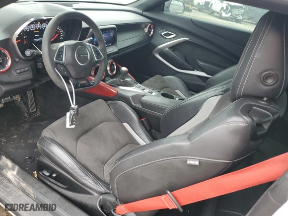 2020 Chevrolet Camaro 1SS with VIN 1G1FE1R78L0141042, listed as a Copart auction lot 43348995 with 58,099 mi miles and Salvage Title. Bid and sale history available at carsss.com. Image 8.