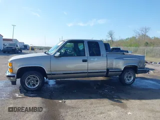 1998 Chevrolet Silverado 1500 with VIN 2GCEC19R9W1242951, listed as a IAAI auction lot 41846786 with 177,559 mi miles and . Bid and sale history available at DreamBid. Image 15.