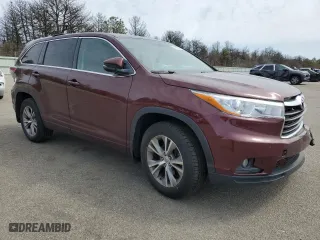 2015 Toyota Highlander LE with VIN 5TDBKRFH1FS108251, listed as a Copart auction lot 51426365 with 97,381 mi miles and Salvage Title. Bid and sale history available at carsss.com. Image 4.