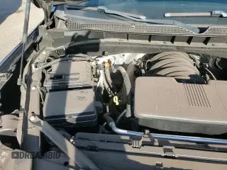 2022 Chevrolet Suburban LS z VIN 1GNSKBKD2NR358256, wystawiony jako Copart lot #85908235 z przebiegiem 96 388 mil mil oraz Czysty tytuł • Clean title. Historia ofert i sprzedaży dostępna na DreamBid. Obrazek 14.