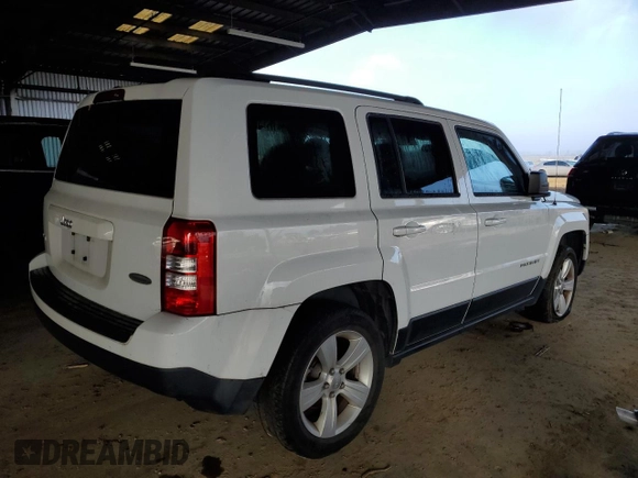 2014 Jeep Patriot Latitude with VIN 1C4NJRFB2ED665093, listed as a Copart auction lot 85868964 with 110,066 mi miles and Salvage title. Bid and sale history available at DreamBid. Image 3.