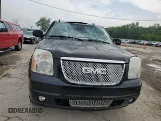 2007 GMC Yukon Denali z VIN 1GKFK63837J327087, wystawiony jako Copart lot #58836715 z przebiegiem 223 485 mil mil oraz Tytuł czysty. Historia ofert i sprzedaży dostępna na DreamBid. Obrazek 5.
