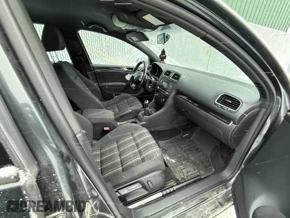 2011 Volkswagen GTI z VIN WVWGV7AJ9BW223203, wystawiony jako Copart lot #44081195 z przebiegiem 206 151 mil mil oraz Szkoda całkowita • Salvage title. Historia ofert i sprzedaży dostępna na DreamBid. Obrazek 7.