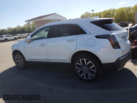 2017 Cadillac XT5 Luxury AWD z VIN 1GYKNDRS6HZ280840, wystawiony jako Copart lot #56240795 z przebiegiem 138 859 mil mil oraz Szkoda całkowita • Salvage title. Historia ofert i sprzedaży dostępna na DreamBid. Obrazek 2.