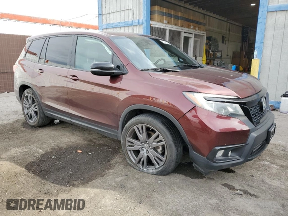 2021 Honda Passport EX-L z VIN 5FNYF7H52MB005850, wystawiony jako Copart lot #47890375 z przebiegiem 136 674 mil mil oraz Szkody całkowita. Historia ofert i sprzedaży dostępna na DreamBid. Obrazek 4.