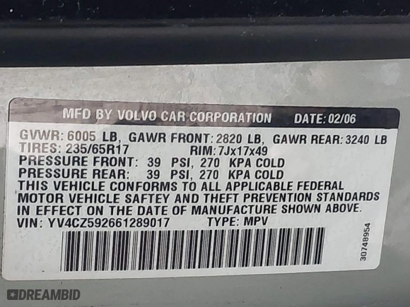 2006 Volvo XC90 2.5L Turbo with VIN YV4CZ592661289017, listed as a IAAI auction lot 41601337 with 235,356 mi miles. Bid and sale history available at carsss.com. Image 9.