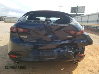 2021 Mazda Mazda3 Hatchback Preferred with VIN JM1BPBLL1M1344619, listed as a Copart auction lot 70441773 with 19,305 mi miles. Bid and sale history available at carsss.com. Image 6.