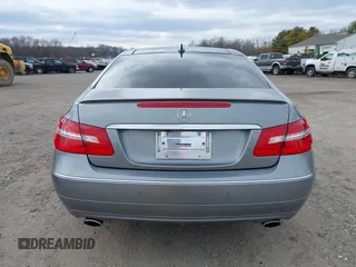 2013 Mercedes-Benz E-Class E 350 with VIN WDDKJ8JB9DF215261, listed as a IAAI auction lot 41634201 with 92,610 mi miles. Bid and sale history available at carsss.com. Image 16.