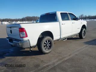 2019 Ram 2500 Big Horn with VIN 3C6UR5DJ3KG605871, listed as a IAAI auction lot 41292336 with 104,270 mi miles and . Bid and sale history available at DreamBid. Image 4.