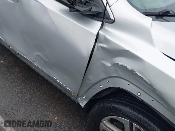 2020 GMC Terrain SLT z VIN 3GKALPEV6LL136556, wystawiony jako IAAI lot #42228618 z przebiegiem 85 070 mil mil oraz . Historia ofert i sprzedaży dostępna na DreamBid. Obrazek 17.
