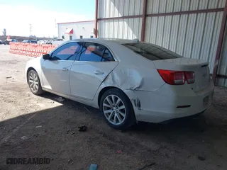 2014 Chevrolet Malibu LT with VIN 1G11E5SL0EF262088, listed as a IAAI auction lot 41614775 with 199,440 mi miles. Bid and sale history available at carsss.com. Image 3.