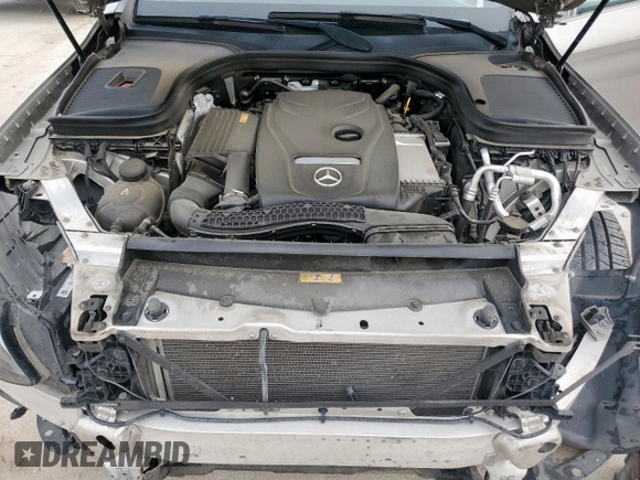 2019 Mercedes-Benz GLC 300 z VIN WDC0G4KB8KF667278, wystawiony jako Copart lot #51425385 z przebiegiem 61 175 mil mil oraz Szkoda całkowita • Salvage title. Historia ofert i sprzedaży dostępna na DreamBid. Obrazek 12.