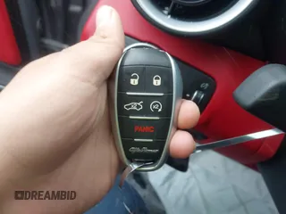 2020 Alfa Romeo Giulia z VIN ZARFAMAN2L7624764, wystawiony jako IAAI lot #41623824 z przebiegiem Nie podano mil oraz . Historia ofert i sprzedaży dostępna na DreamBid. Obrazek 11.