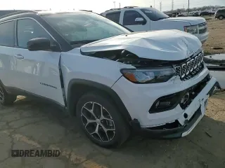 2024 Jeep Compass Limited z VIN 3C4NJDCN4RT139842, wystawiony jako Copart lot #51606655 z przebiegiem 13 455 mil mil oraz Czysty tytuł • Clean title. Historia ofert i sprzedaży dostępna na DreamBid. Obrazek 12.