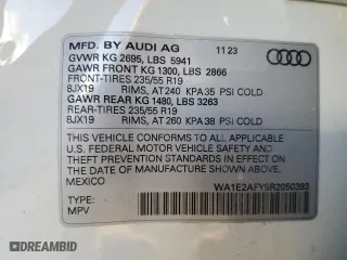 2024 Audi Q5 S line Premium Plus with VIN WA1E2AFY9R2050393, listed as a Copart auction lot 42951605 with 0 mi miles and Salvage Title. Bid and sale history available at carsss.com. Image 13.