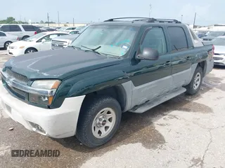 2002 Chevrolet Avalanche with VIN 3GNEC13T62G218460, listed as a IAAI auction lot 42511292 with 317,292 mi miles and . Bid and sale history available at DreamBid. Image 2.