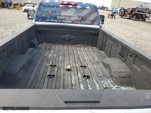 2022 Chevrolet Silverado 2500HD Work Truck with VIN 1GC0WLE75NF120645, listed as a Copart auction lot 68695054 with 103,785 mi miles and Salvage Title. Bid and sale history available at carsss.com. Image 10.