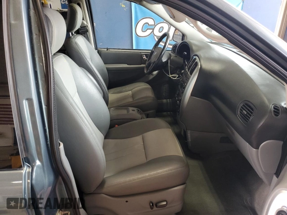 2007 Dodge Grand Caravan SXT with VIN 2D4GP44L97R180393, listed as a Copart auction lot 54700215 with 71,641 mi miles and Clean Title. Bid and sale history available at DreamBid. Image 11.