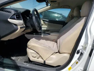 2020 Toyota Camry LE with VIN 4T1C11AK1LU964860, listed as a Copart auction lot 48319705 with 0 mi miles and Clean Title. Bid and sale history available at carsss.com. Image 7.