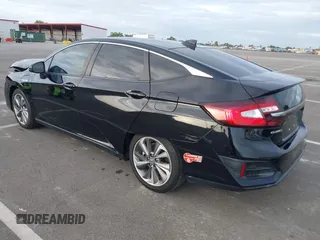 2018 Honda Clarity Plug-In Hybrid Touring with VIN JHMZC5F39JC000901, listed as a IAAI auction lot 41914470 with 80,482 mi miles. Bid and sale history available at carsss.com. Image 3.