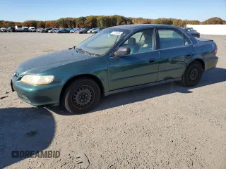 2002 Honda Accord LX z VIN 1HGCG16472A035870, wystawiony jako Copart lot #77215384 z przebiegiem 135 109 mil mil oraz Czysty tytuł • Clean title. Historia ofert i sprzedaży dostępna na DreamBid. Obrazek 1.