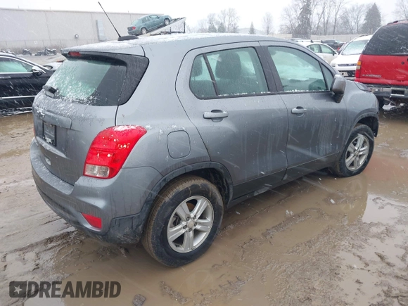 2020 Chevrolet Trax LS with VIN 3GNCJNSB0LL314882, listed as a IAAI auction lot 41234699 with 70,162 mi miles. Bid and sale history available at carsss.com. Image 4.