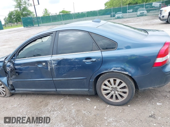 2005 Volvo S40 с VIN YV1MS382452091623, выставлен на аукционе IAAI как лот 42311105 с пробегом 269 001 миль миль и . История ставок и продаж доступна на DreamBid. Изображение 15.