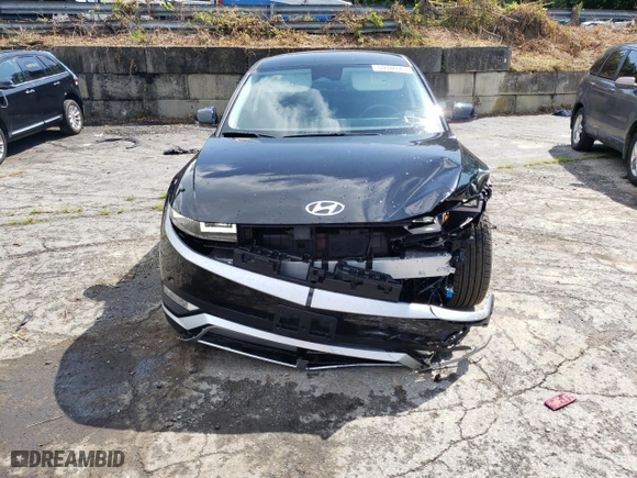 2022 Hyundai IONIQ 5 SE with VIN KM8KMDAF1NU101213, listed as a Copart auction lot 59186563 with 4,988 mi miles. Bid and sale history available at carsss.com. Image 5.