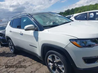 2018 Jeep Compass Limited with VIN 3C4NJDCB0JT314422, listed as a IAAI auction lot 42020523 with 41,888 mi miles and . Bid and sale history available at DreamBid. Image 13.