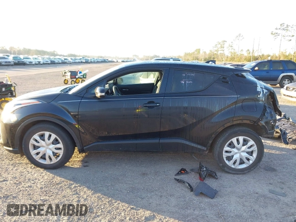2021 Toyota C-HR LE with VIN NMTKHMBX6MR132085, listed as a IAAI auction lot 41446078 with 29,121 mi miles. Bid and sale history available at carsss.com. Image 15.