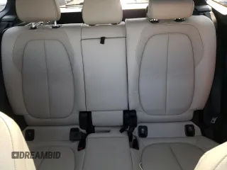 2018 BMW X1 xDrive28i z VIN WBXHT3C35J5F89977, wystawiony jako Copart lot #58464345 z przebiegiem 45 468 mil mil oraz Szkody całkowita. Historia ofert i sprzedaży dostępna na DreamBid. Obrazek 10.