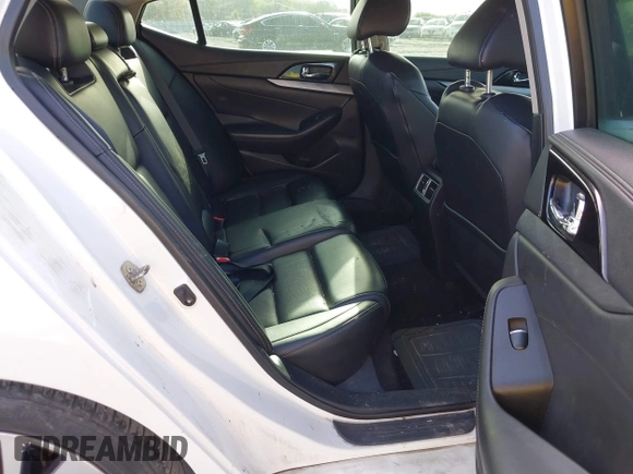 2017 Nissan Maxima SR with VIN 1N4AA6AP6HC377478, listed as a IAAI auction lot 41905217 with 121,071 mi miles and . Bid and sale history available at DreamBid. Image 8.