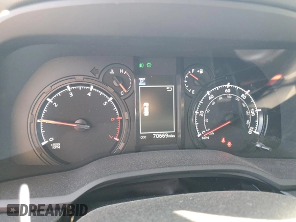 2021 Toyota 4Runner SR5 Premium with VIN JTENU5JR8M5936098, listed as a Copart auction lot 57581615 with 70,669 mi miles and Salvage title. Bid and sale history available at DreamBid. Image 9.