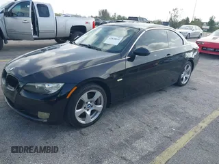 2008 BMW 3 Series 328i с VIN WBAWR33558P150694, выставлен на аукционе IAAI как лот 42838031 с пробегом 106 589 миль миль и . История ставок и продаж доступна на DreamBid. Изображение 2.