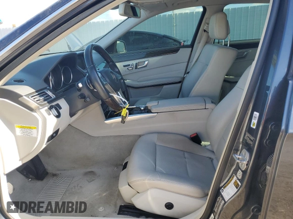 2014 Mercedes-Benz E 350 Sport z VIN WDDHF5KB2EA896323, wystawiony jako Copart lot #56703085 z przebiegiem 125 173 mil mil oraz Szkoda całkowita • Salvage title. Historia ofert i sprzedaży dostępna na DreamBid. Obrazek 7.
