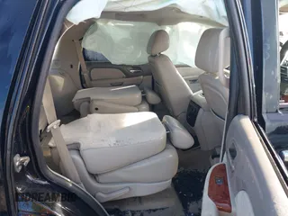 2010 Chevrolet Tahoe LTZ z VIN 1GNUCCE02AR185790, wystawiony jako IAAI lot #41105345 z przebiegiem 123 733 mil mil oraz . Historia ofert i sprzedaży dostępna na DreamBid. Obrazek 8.