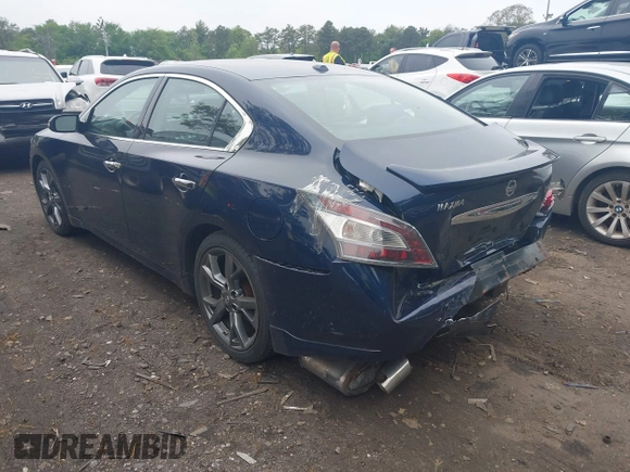 2014 Nissan Maxima SV with VIN 1N4AA5AP9EC451594, listed as a IAAI auction lot 42276826 with 130,372 mi miles and . Bid and sale history available at DreamBid. Image 3.