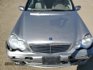 2005 Mercedes-Benz C 320 with VIN WDBRF64J15F602520, listed as a Copart auction lot 48212235 with 136,330 mi miles and Salvage Title. Bid and sale history available at DreamBid. Image 13.