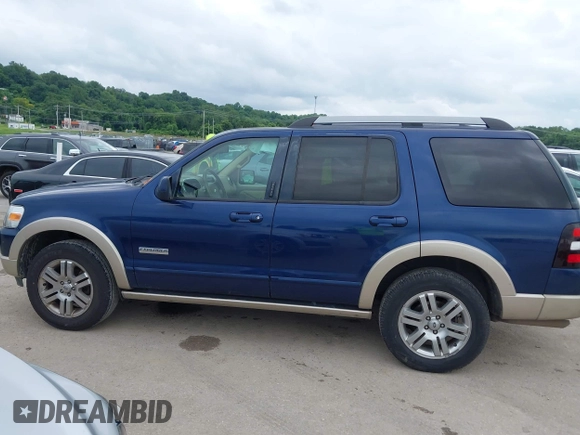 2007 Ford Explorer Eddie Bauer z VIN 1FMEU64E07UA93278, wystawiony jako IAAI lot #42519251 z przebiegiem 251 869 mil mil oraz . Historia ofert i sprzedaży dostępna na DreamBid. Obrazek 14.