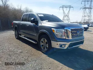 2018 Nissan Titan SV z VIN 1N6AA1E57JN551457, wystawiony jako IAAI lot #41790327 z przebiegiem 140 942 mil mil oraz . Historia ofert i sprzedaży dostępna na DreamBid. Obrazek 1.