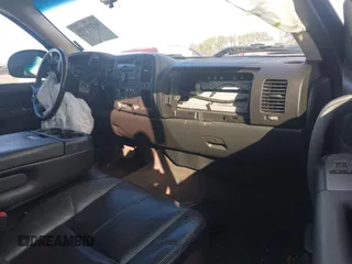 2013 Chevrolet Silverado 1500 LT with VIN 3GCPCSE08DG272209, listed as a IAAI auction lot 41739898 with 152,288 mi miles and . Bid and sale history available at DreamBid. Image 5.